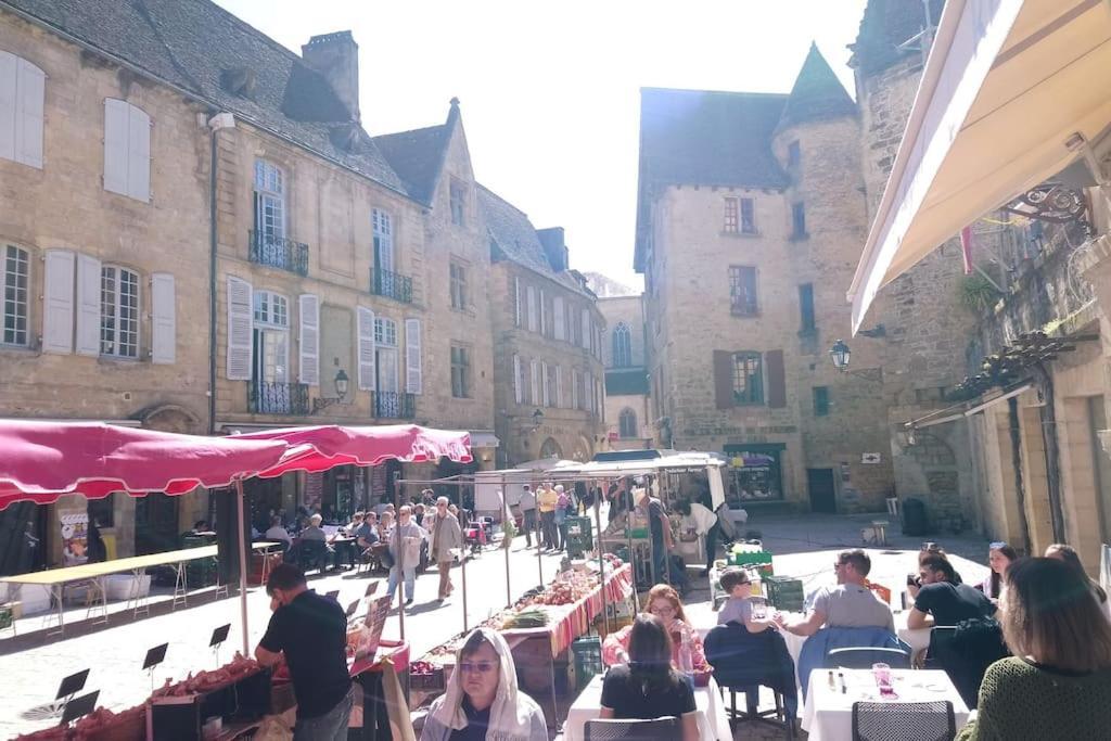 Cite Medievale, Charme & Calme, Bien Place Sarlat-la-Caneda Exterior photo